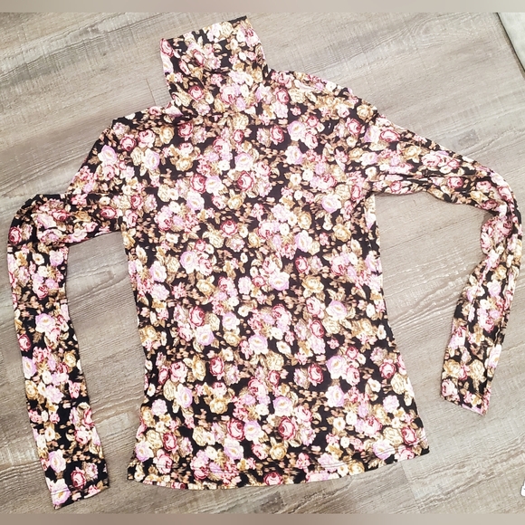 Black and Yellow  Floral Long Sleeve Turtleneck by H & M size Small - Picture 4 of 10